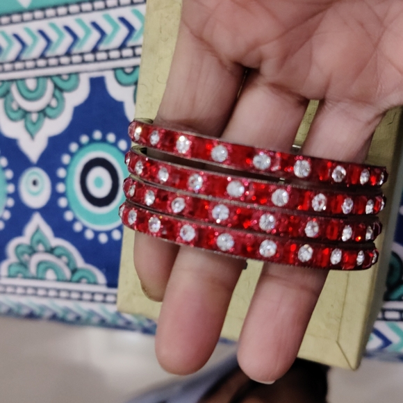 Jewelry - Bangles